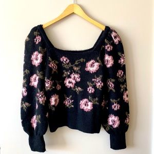 NWT Cozy, beautiful sweet heart neck line sweater. Anthropologie.